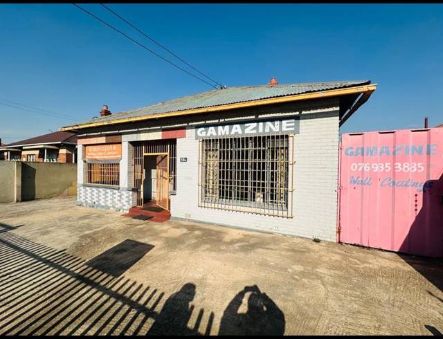 8 BEDROOM HOUSE FOR SALE IN GERMISTON STATION